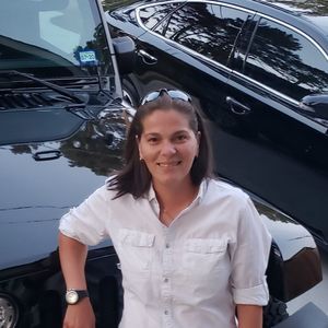 Meet your Posher, Yolanda